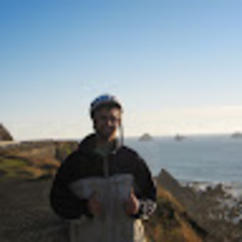 Meet your Posher, Eric